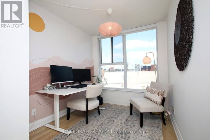 633 - 222 The Esplanade — photo 19 of 36