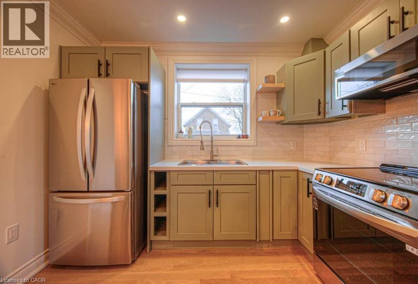 30 DUNBAR Road S — photo 10 of 35