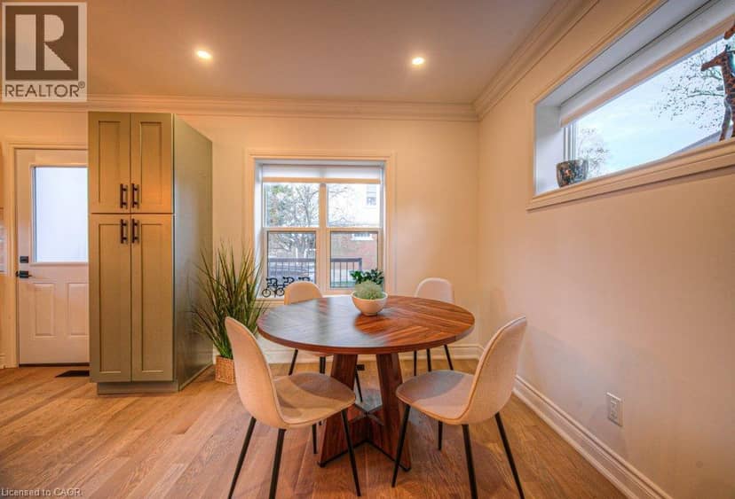 30 DUNBAR Road S — photo 15 of 35
