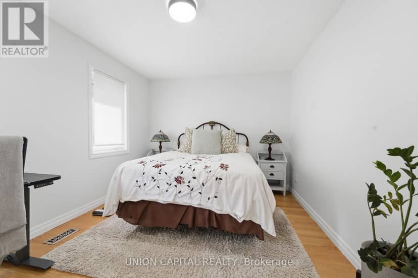 22 Cynthia Crescent — photo 23 of 40
