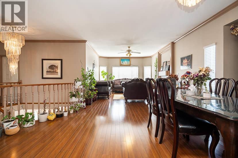 319 LAWRENCE STREET, New Westminster, photo 3
