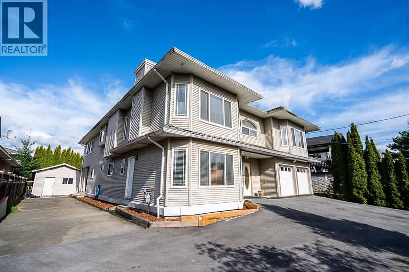 319 LAWRENCE STREET, New Westminster, photo 2