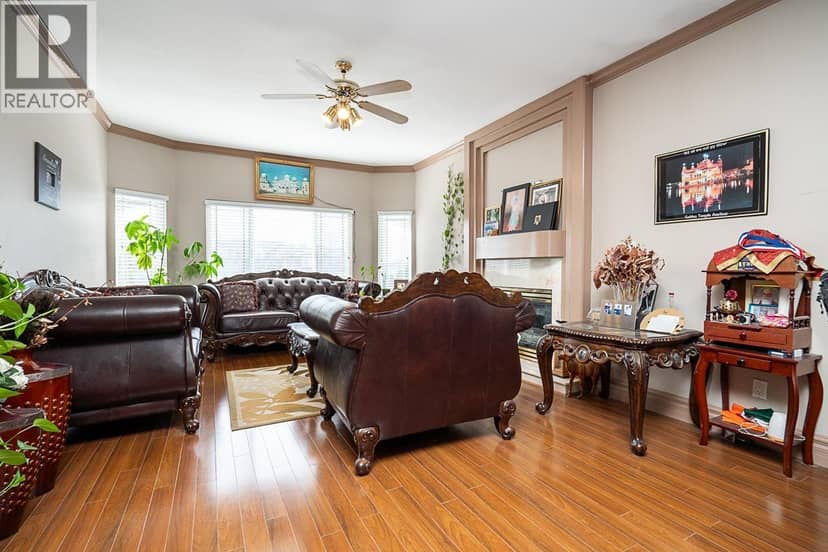 319 LAWRENCE STREET, New Westminster, photo 4