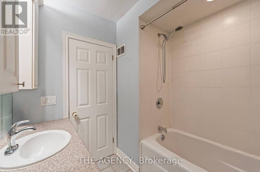 261 Wales Crescent — photo 14 of 26