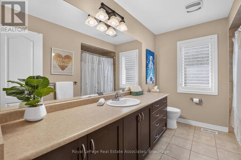 2320 Wuthering Heights Way — photo 31 of 40