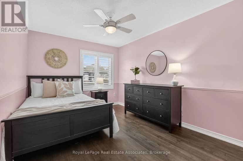 2320 Wuthering Heights Way — photo 38 of 40
