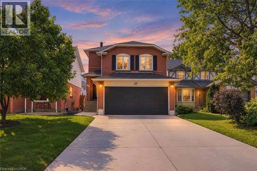 23 DESANTIS Court, Hamilton