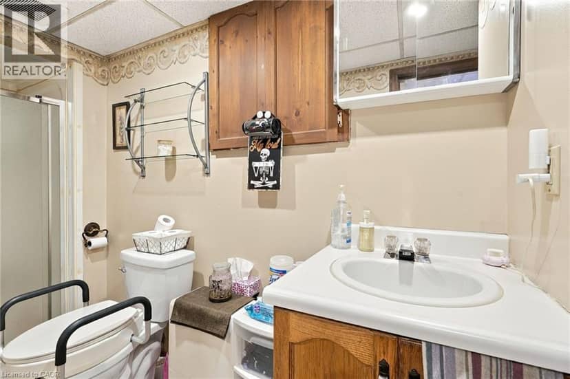 23 DESANTIS Court — photo 38 of 40