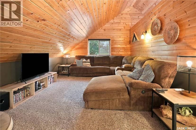 301 Aspen DRIVE — photo 22 of 40