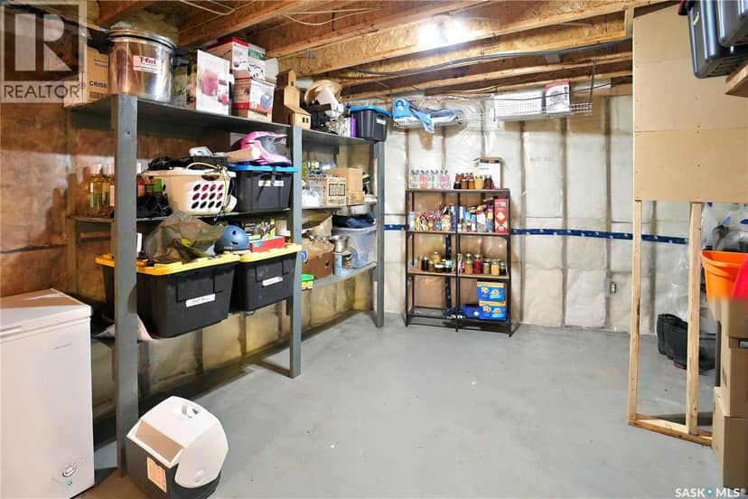 301 Aspen DRIVE — photo 31 of 40