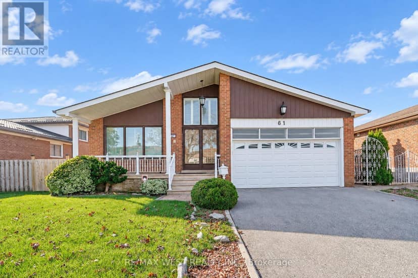 61 Bickerton Crescent, Toronto, photo 2