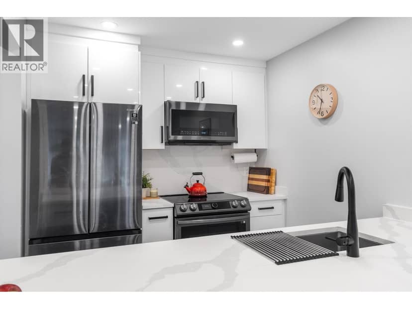 217 7377 SALISBURY AVENUE, Burnaby, photo 4