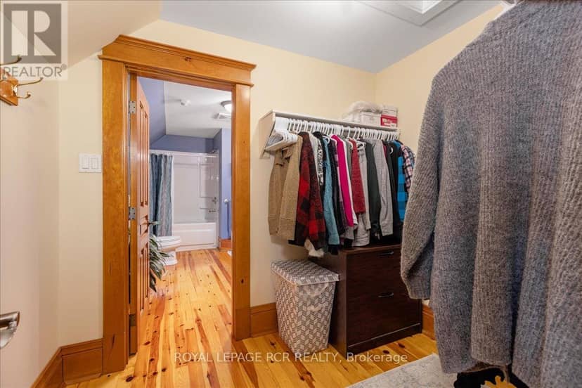 20314 Leslie Street — photo 25 of 40