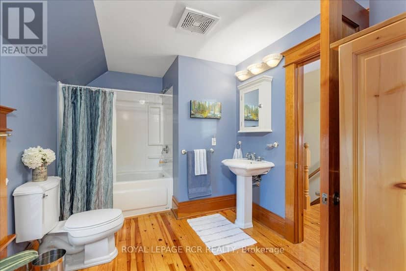 20314 Leslie Street — photo 26 of 40