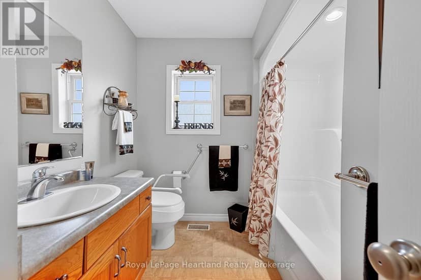 68 Cherokee Lane — photo 16 of 26