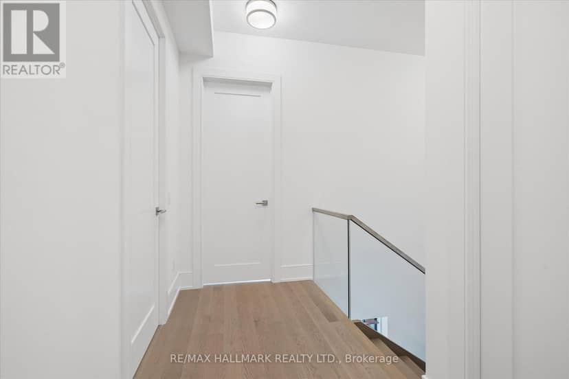 TH  122 - 259 The Kingsway — photo 24 of 40