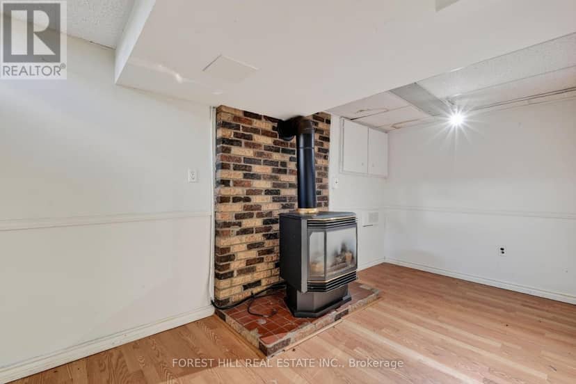 22 Grand Valley Drive — photo 22 of 27