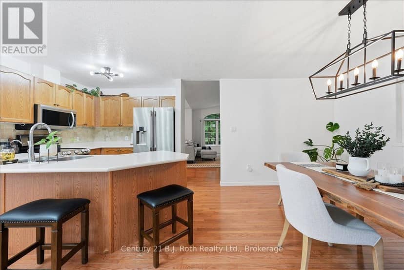 1439 Chapman Road — photo 18 of 40