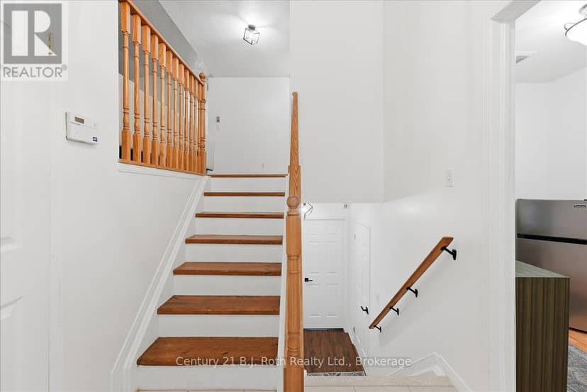 1439 Chapman Road — photo 9 of 40
