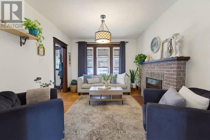 394 Charlton Avenue W — photo 11 of 40