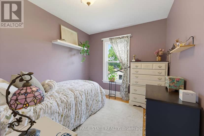 394 Charlton Avenue W — photo 23 of 40