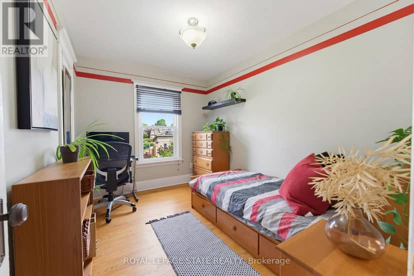 394 Charlton Avenue W — photo 24 of 40