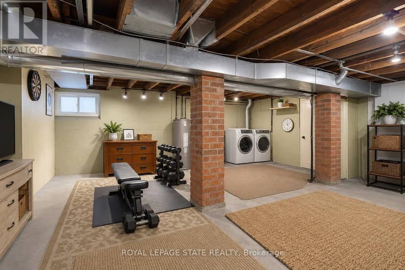 394 Charlton Avenue W — photo 30 of 40