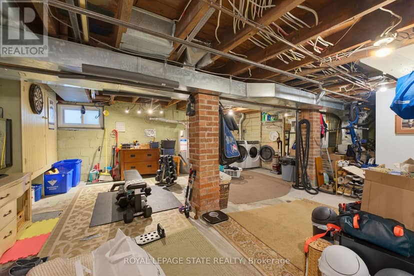 394 Charlton Avenue W — photo 31 of 40