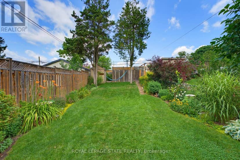 394 Charlton Avenue W — photo 40 of 40