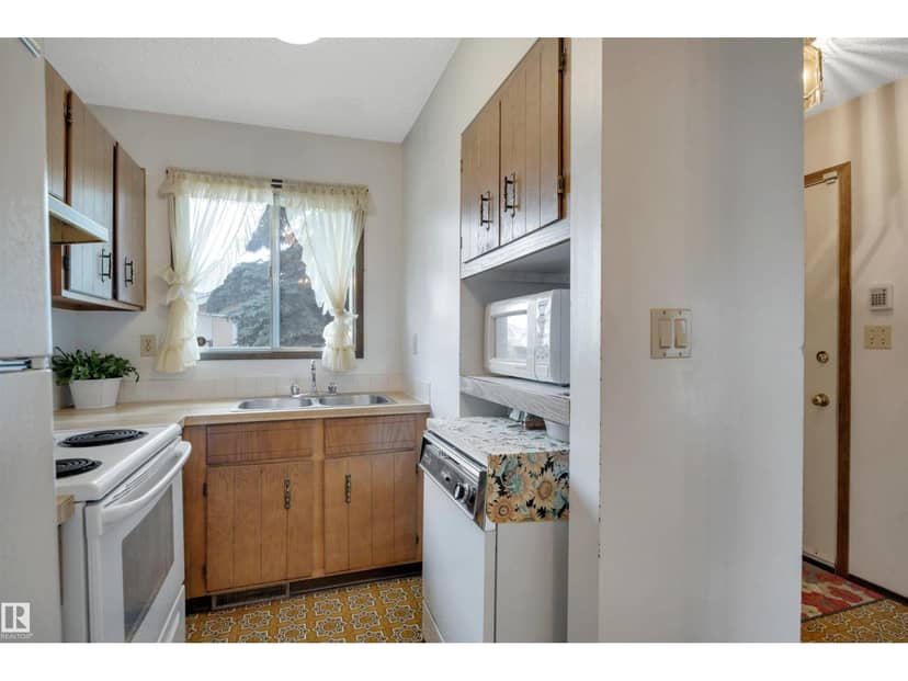 5308 37A AV — photo 13 of 40