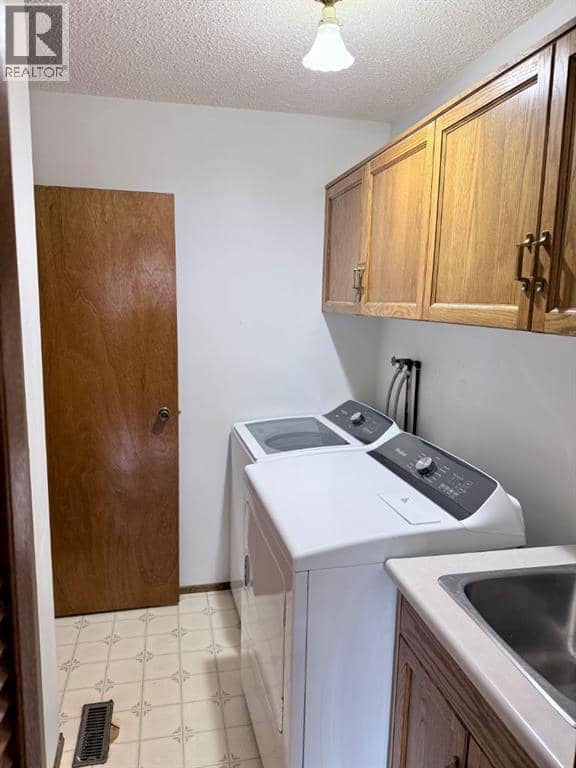 9105 95 Avenue — photo 16 of 31