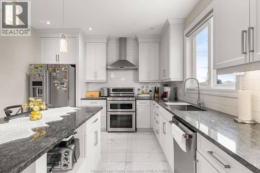 969 Westwood Drive — photo 10 of 40