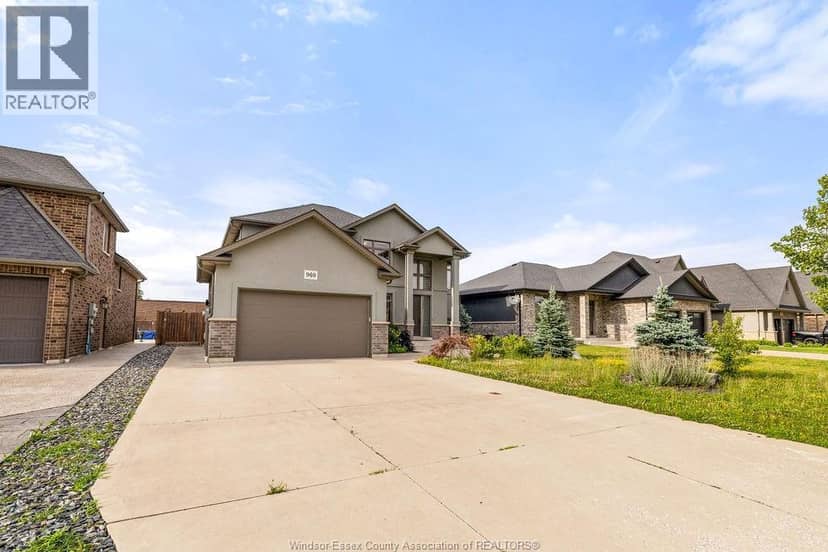 969 Westwood Drive — photo 2 of 40