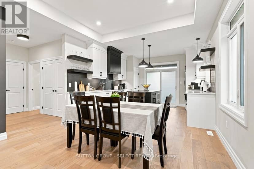 38 - 159 Collins Way — photo 11 of 40