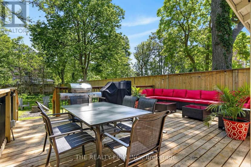 17 Woodward Avenue — photo 40 of 40
