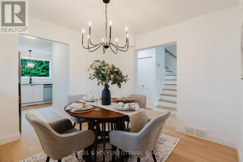 825 De Salaberry Street — photo 13 of 40