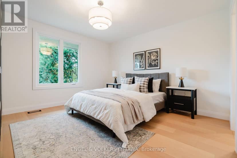 825 De Salaberry Street — photo 30 of 40