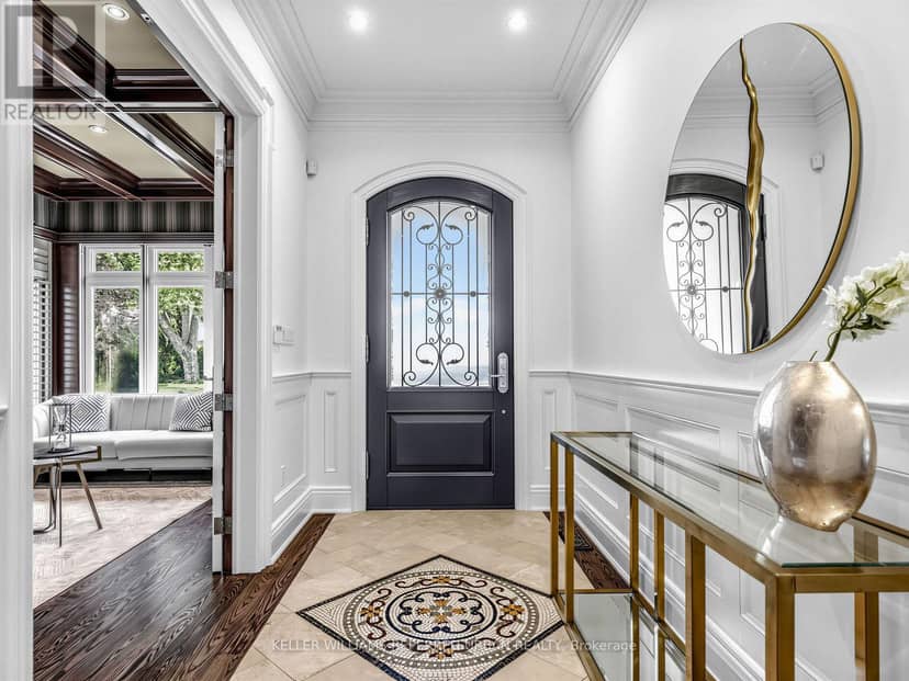 47 Lurgan Drive, Toronto, photo 3