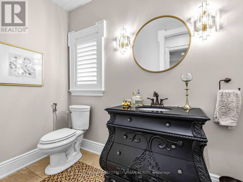 47 Lurgan Drive, Toronto, photo 7