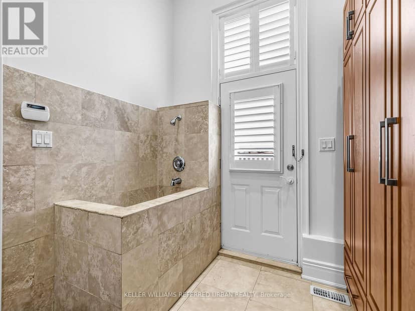 47 Lurgan Drive, Toronto, photo 8