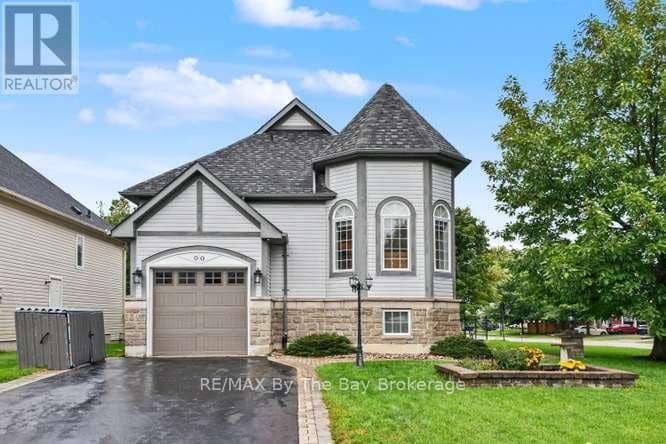 90 Meadowlark Boulevard — photo 3 of 40