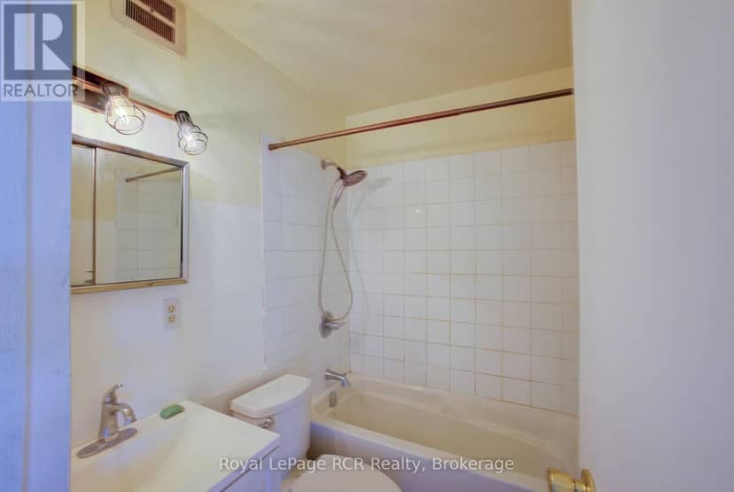 324 - 118 Preston Street S — photo 9 of 18