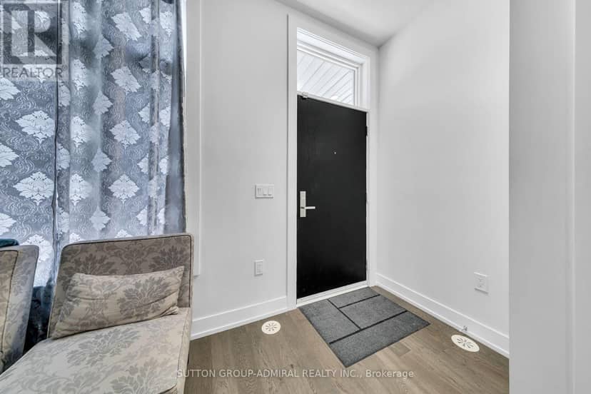 L-103 - 9560 Islington Avenue, Vaughan, photo 6