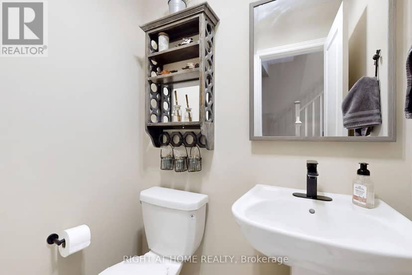 279 Moody Drive — photo 13 of 27