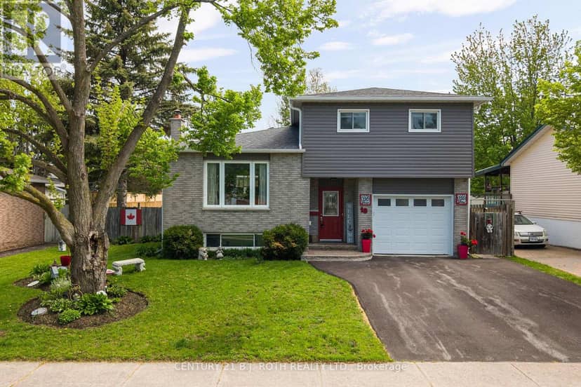 10 Andrea Crescent — photo 1 of 36