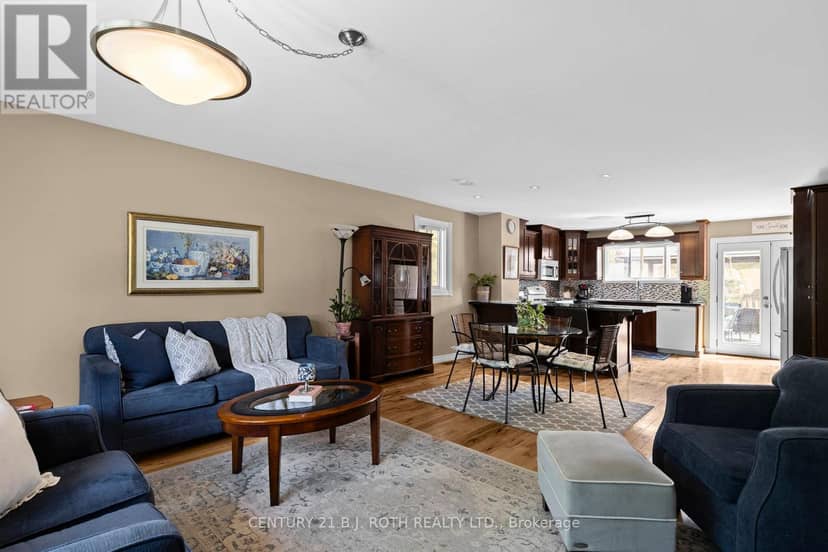 10 Andrea Crescent — photo 10 of 36