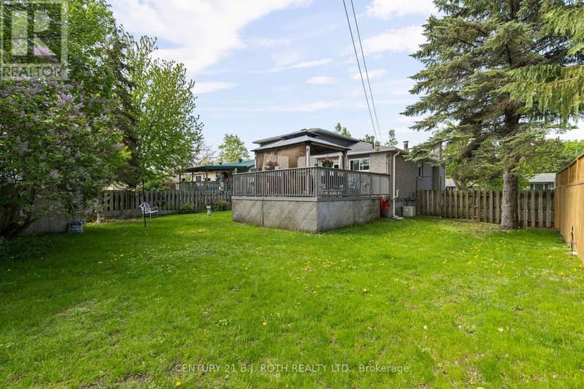 10 Andrea Crescent — photo 28 of 36