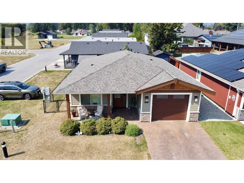 1132 Willow Row, Sicamous