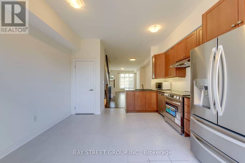 #14 - 2172 Trafalgar Road — photo 11 of 33