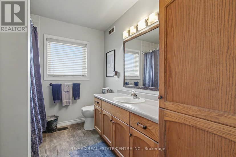 5030 Blackheath Road — photo 24 of 40
